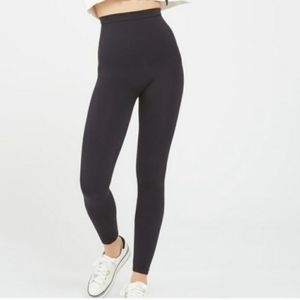 Spanx Look At Me Now High-Waisted Seamless Leggings Black Size L NWT